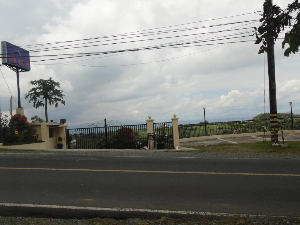 Royal Taal Inn Tagaytay City Quarto foto
