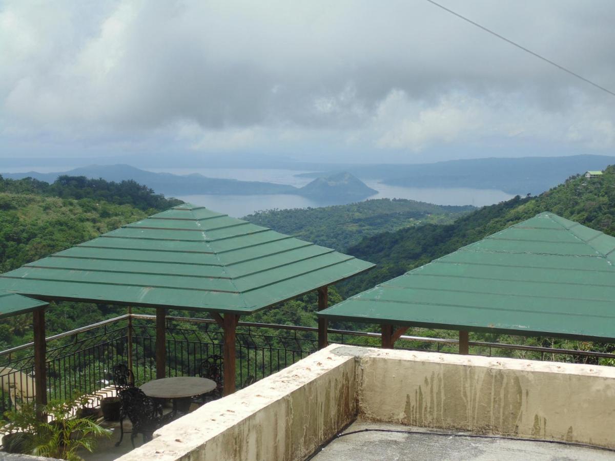 Royal Taal Inn Tagaytay City Exterior foto